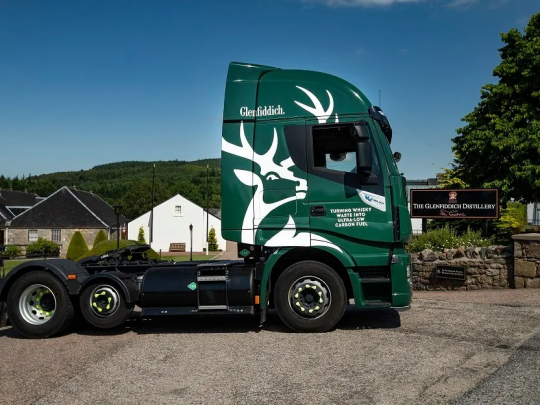 Glenfiddich_green_biogas_fleet_3